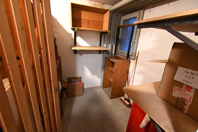 Appartement 2.5 pièces lumineux avec balcon à Neuchâtel (9)