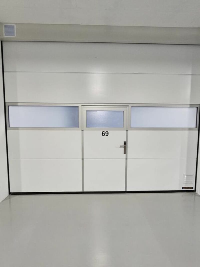 Halle 46 m2 à Villeneuve VD (2)
