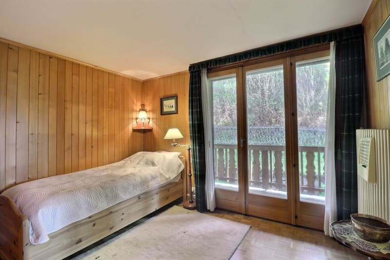 Chalet de 9 pièces, proche du centre (14)