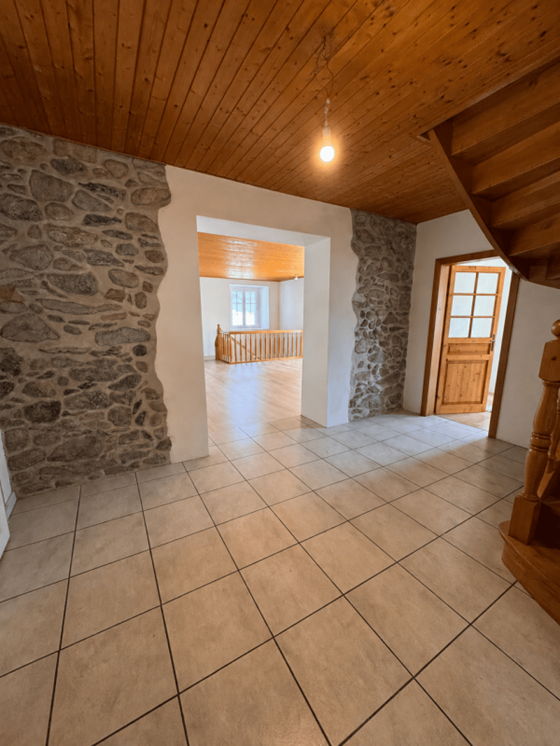 Forchex 14 - Maison de 6.5 pièces à louer à l'année (9)