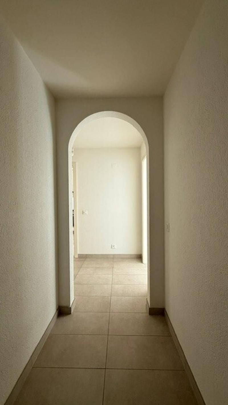 Appartement de 4.5 pièces d'env. 100 m2 au rez avec terrasse (5)