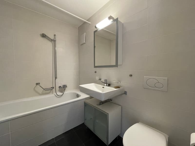 Appartement 2.5 pièces au rez-de-chaussée avec terrasse et jardin (5)