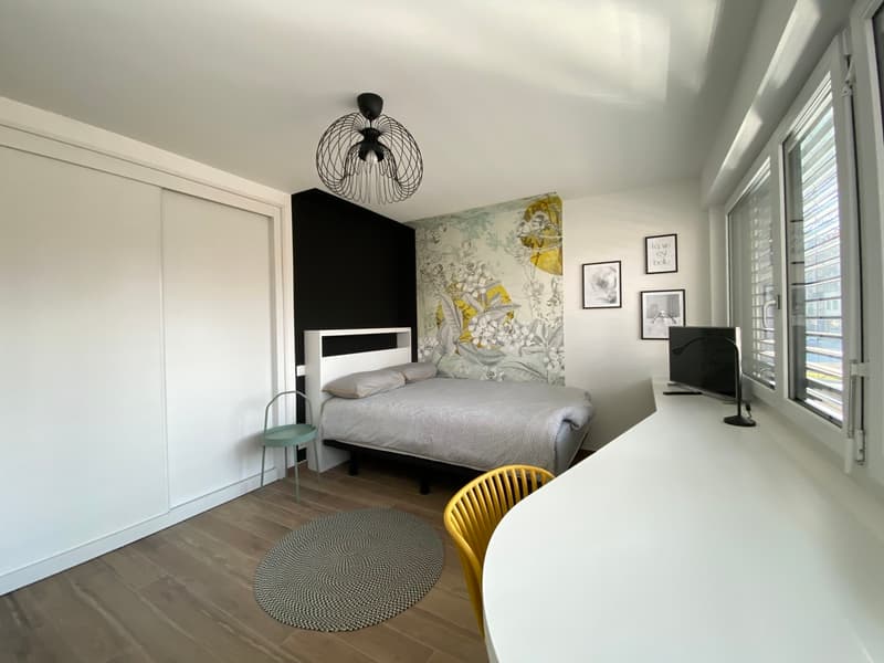Studio meublé à deux pas de la gare de Sion (1)