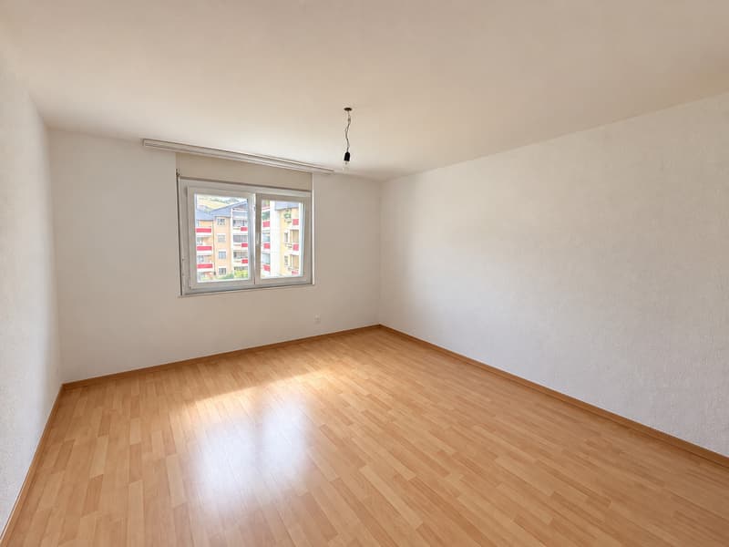 Spacieux appartement de 4.5 pièces avec balcon (5)
