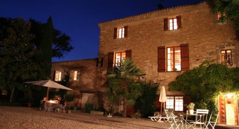 Gîte de 85 m2 dans bastide provençale (1)