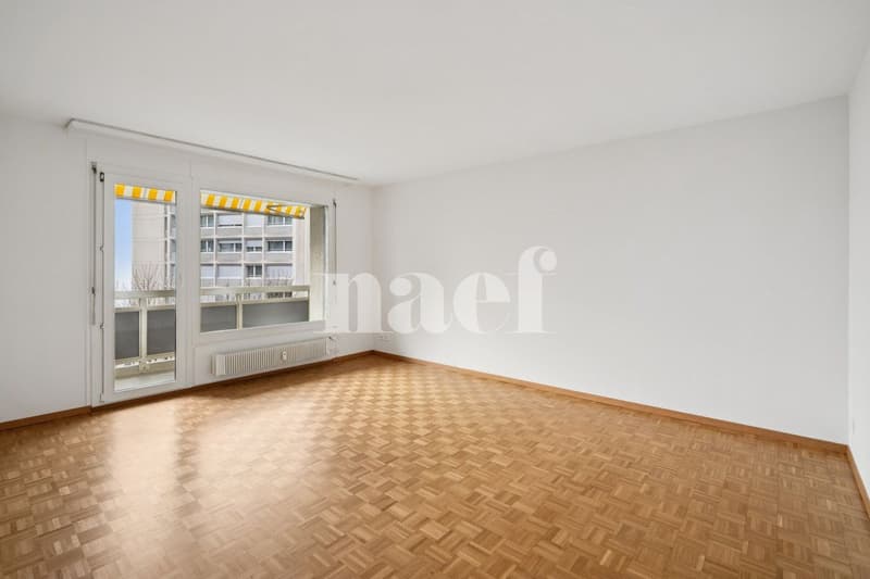 A Neuchâtel, proche de Serrrières, 1 mois de loyer offert, appartement de 4 pièces (3)