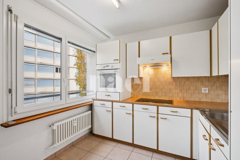 A Neuchâtel, proche de Serrrières, 1 mois de loyer offert, appartement de 4 pièces (10)
