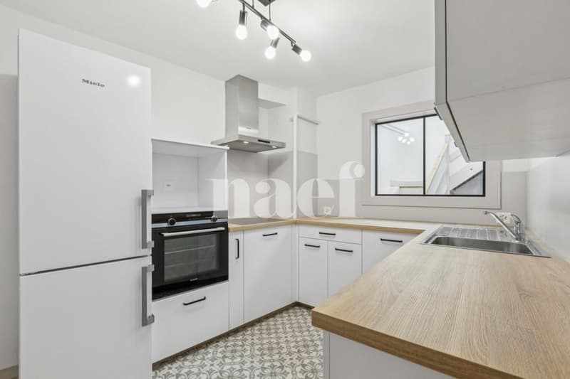 Coup de cur  Appartement atypique 4.5 pièces en duplex à Cornaux (4)