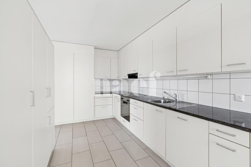 Sublime logement idéalement situé (5)