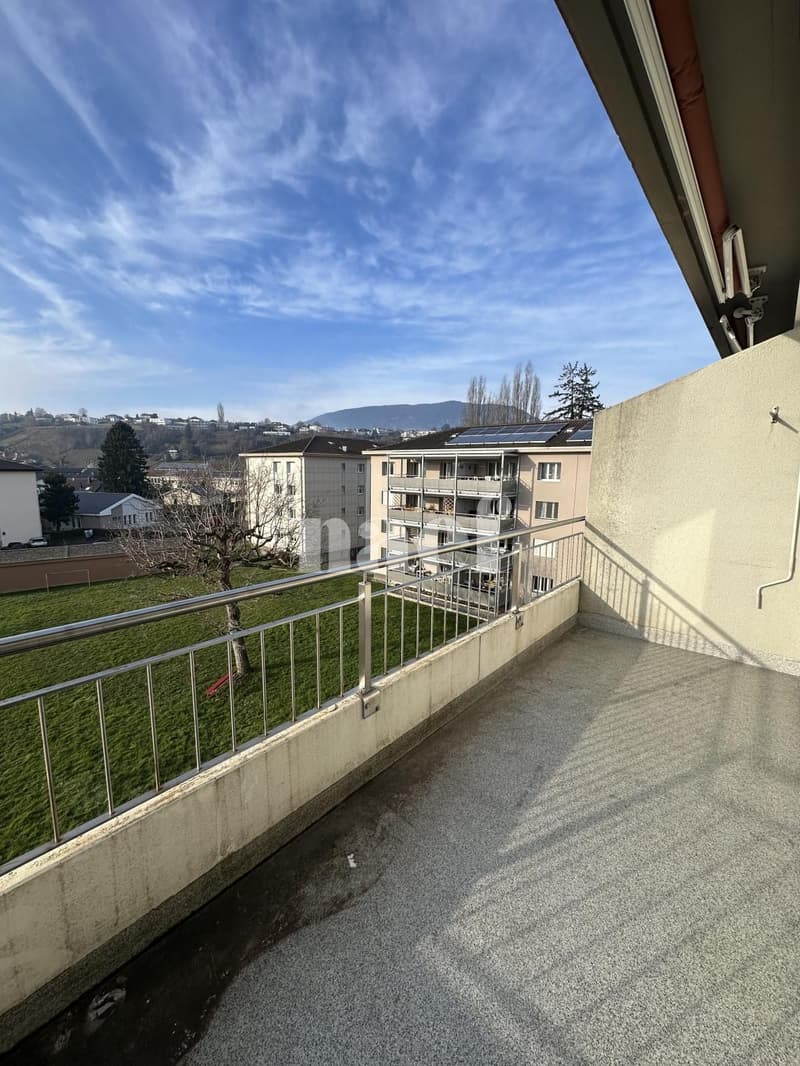 Appartement 4 pièces avec balcon (2)