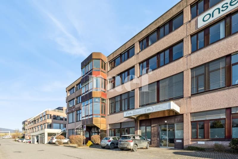 Nouvelle surface commerciale disponible de 534 m2 (1)