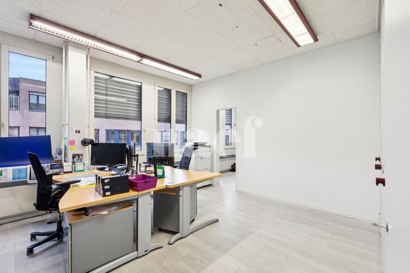 Nouveaux bureaux disponibles de 281 m2 (6)
