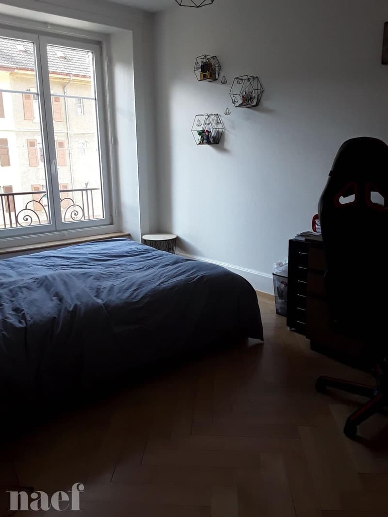 Appartement de 5.5 pièces au 2ème étage avec ascenseur situé à la rue de l'Eglise 6, 2000 Neuchâtel (6)