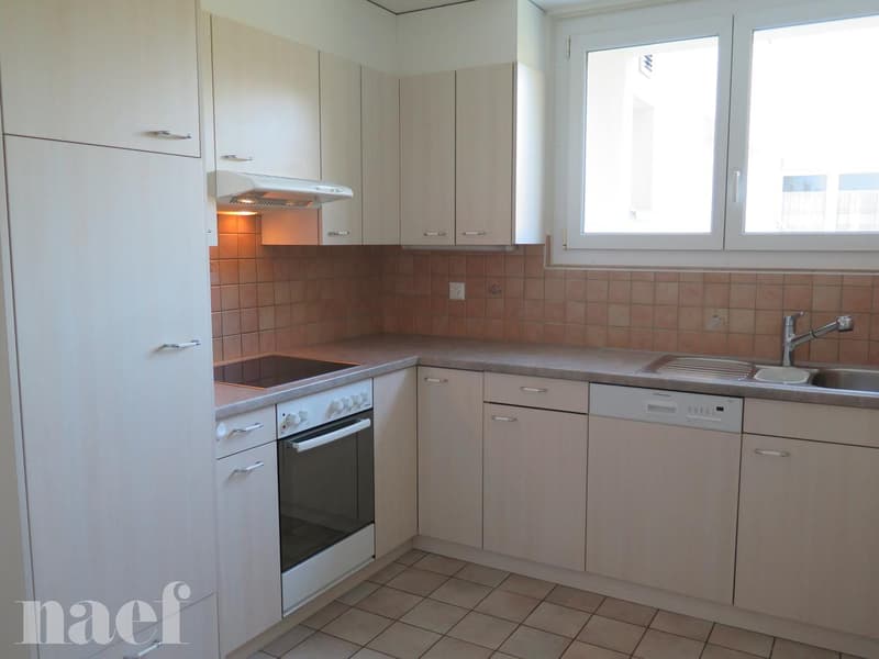 Très bel appartement, situé dans un quartier calme et verdoyant (2)
