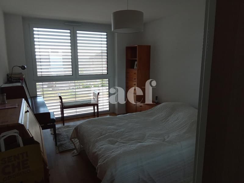 Bel appartement avec encadrement, idéalement situé (2)