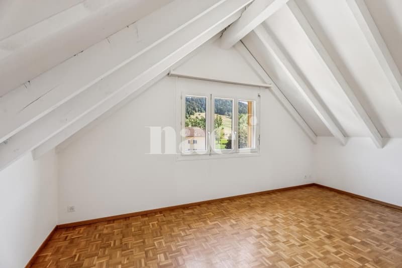 A Couvet, duplex de 160m2 (8)