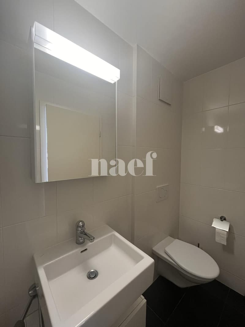 Studio au 5ème étage, Rue de l'église 2 à Neuchâtel (6)