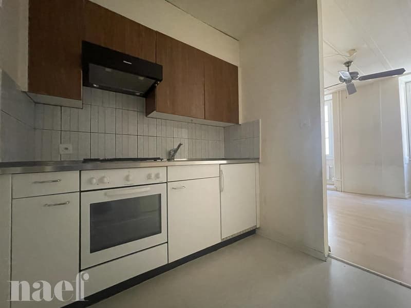 Appartement de 2 pièces au centre-ville de Neuchâtel (4)