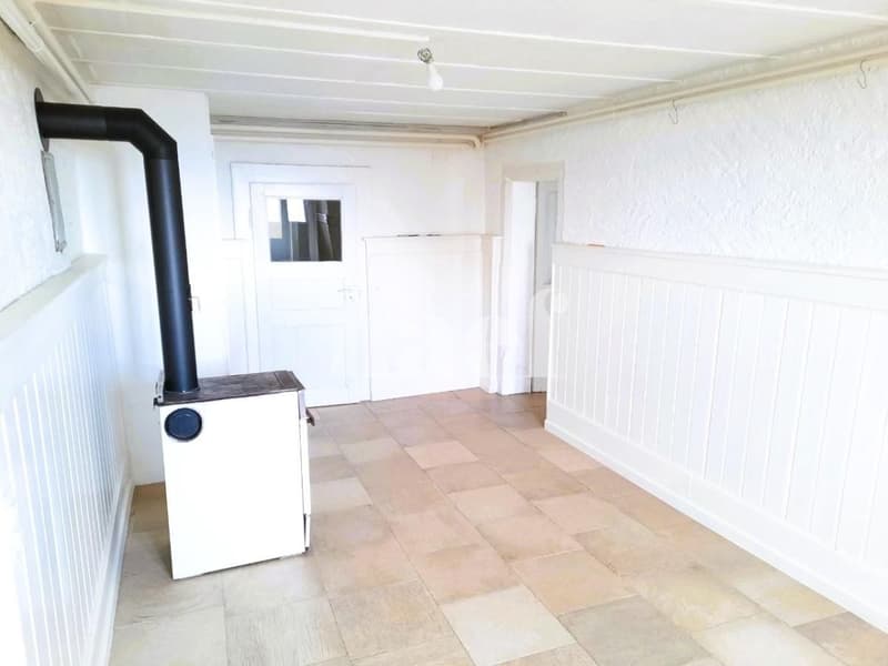 Charmant appartement de 3.5 pièces avec jardin privatif à Montmollin (7)