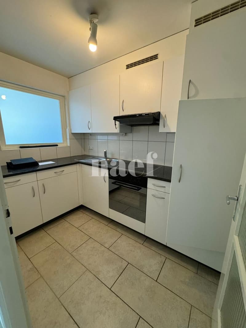 Appartement de 2.5 pièces au 4ème étage (3)