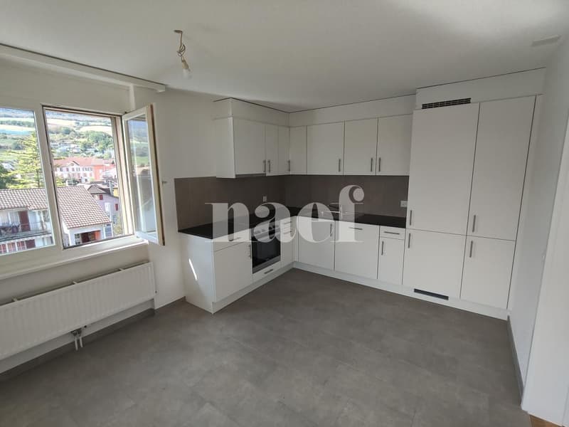 Au Landeron, appartement de 4.5 pièces avec balcon (1)