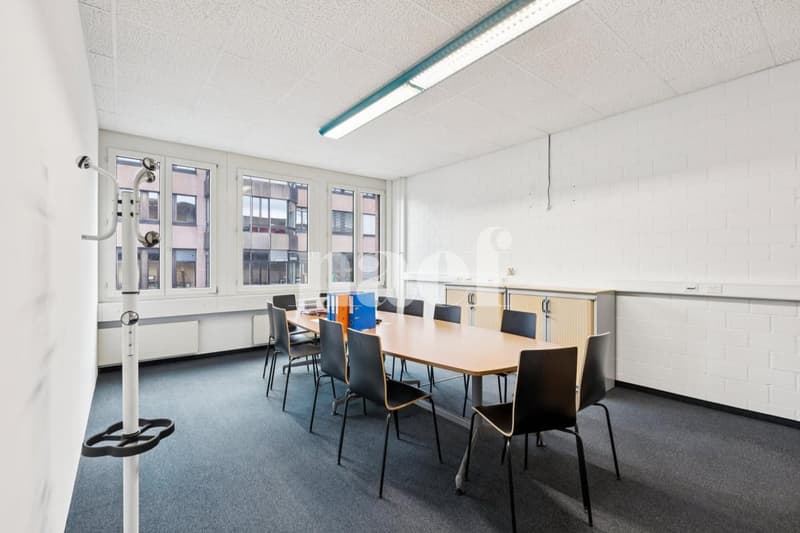 Nouveaux bureaux disponibles de 281 m2 (1)