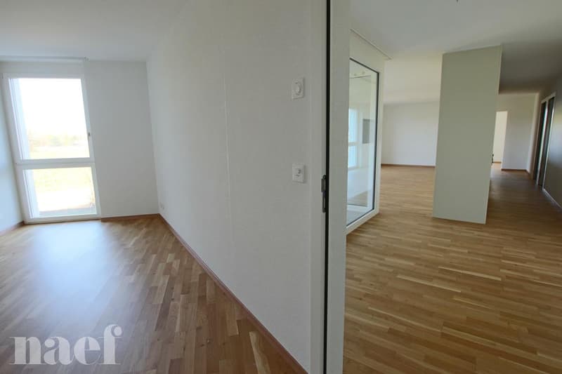 Bel appartement situé dans un complexe construit en 2013. (5)