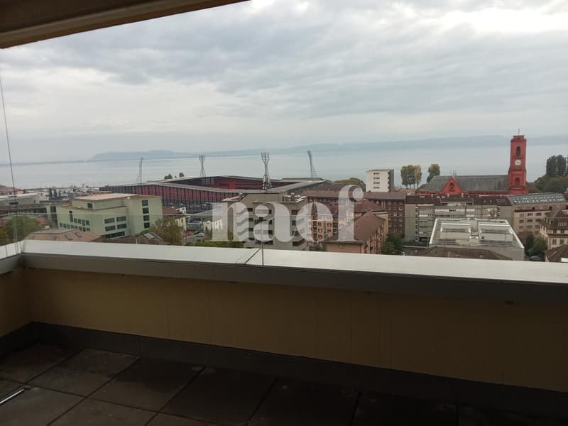 OCCASION A SAISIR! Magnifique appartement idéalement situé. (9)