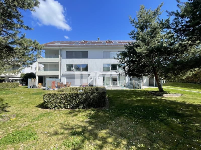 Au centre du village - Bel appartement de 3 pièces au 1er étage avec grand balcon (5)