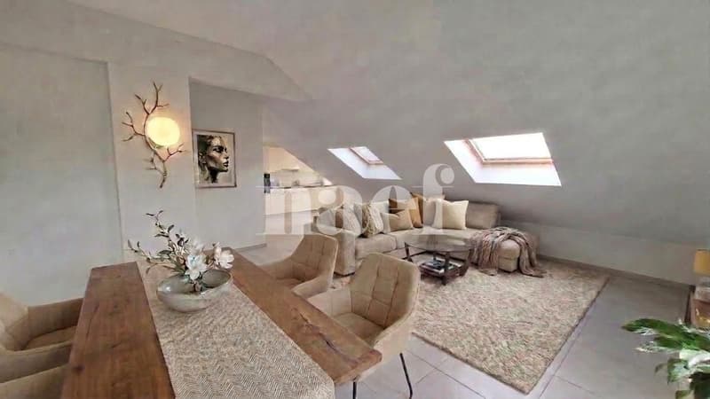 Au centre de Founex - bel appartement de 3 pièces d'env. 82m2 dans les combles (1)