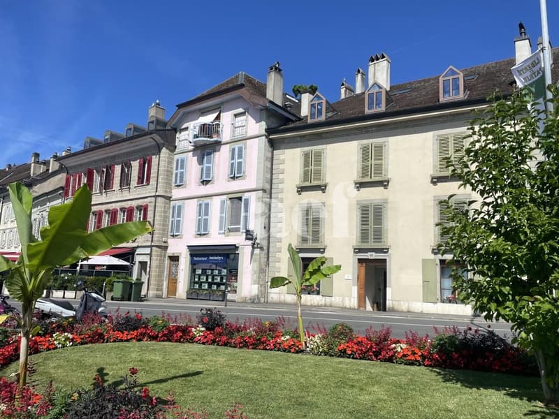 Quais de Rive - Bel appartement avec cachet de 3.5 pièces au 1er étage face au lac (5)
