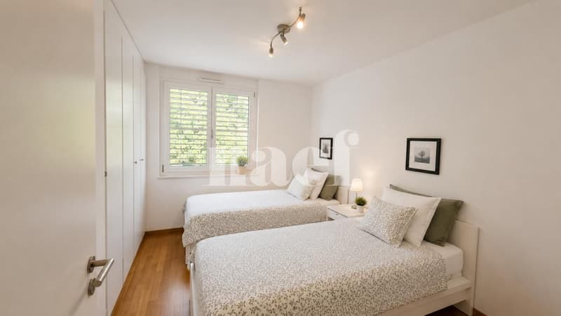 Spacieux appartement de 5.5 pièces d'env. 157 m2 au 2ème étage avec balcon (6)