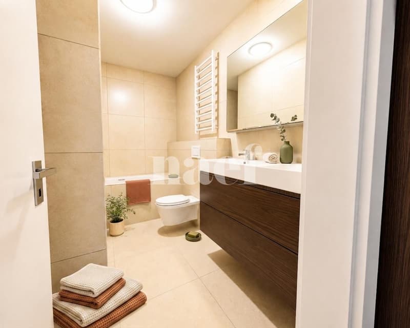 Spacieux duplex entièrement rénové de 6 pièces au 1er étage avec balcon (5)