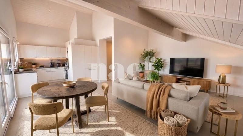 Bel appartement de 4 pièces dans les combles avec grand balcon et vue lac (3)