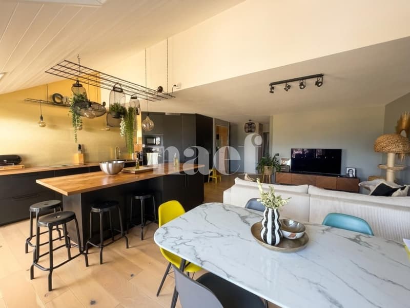 Spacieux duplex de 4.5 pièces d'environ 148 m² à Founex  Vue dégagée sur le lac et les montagnes (4)