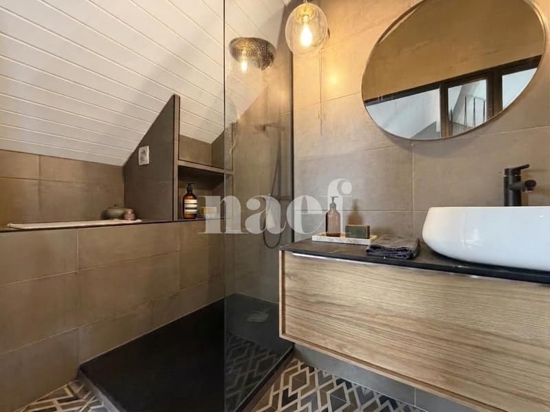 Spacieux duplex de 4.5 pièces d'environ 148 m² à Founex  Vue dégagée sur le lac et les montagnes (11)