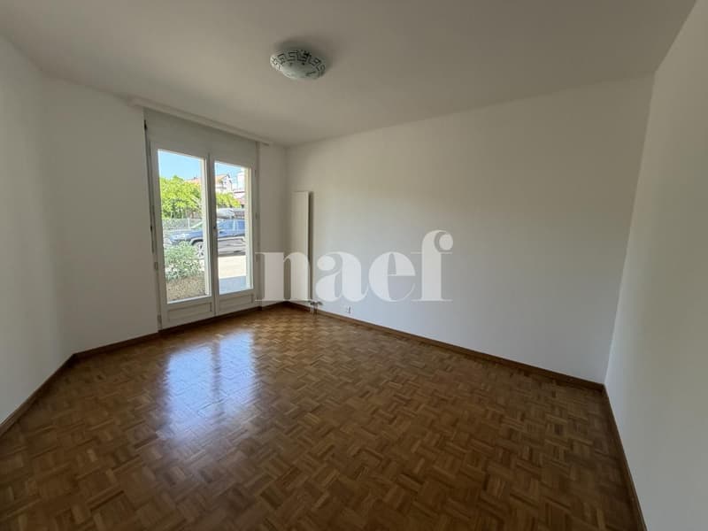 Appartement de 2.5 pièces au 1er étage avec terrasse et jardin (7)