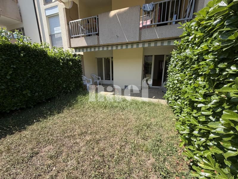 Appartement de 2.5 pièces au 1er étage avec terrasse et jardin (1)
