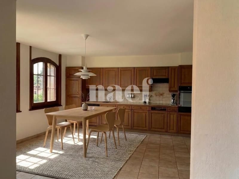Appartement de 4 pièces au 1er étages avec balcons (2)