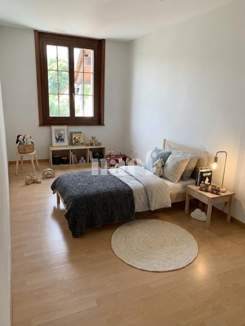 Appartement de 4 pièces au 1er étages avec balcons (5)