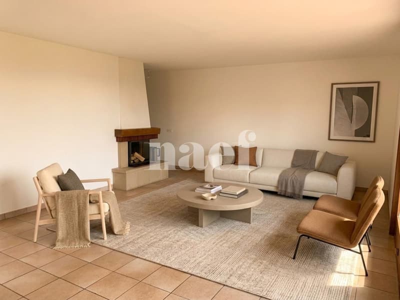 Appartement de 4 pièces au 1er étages avec balcons (3)