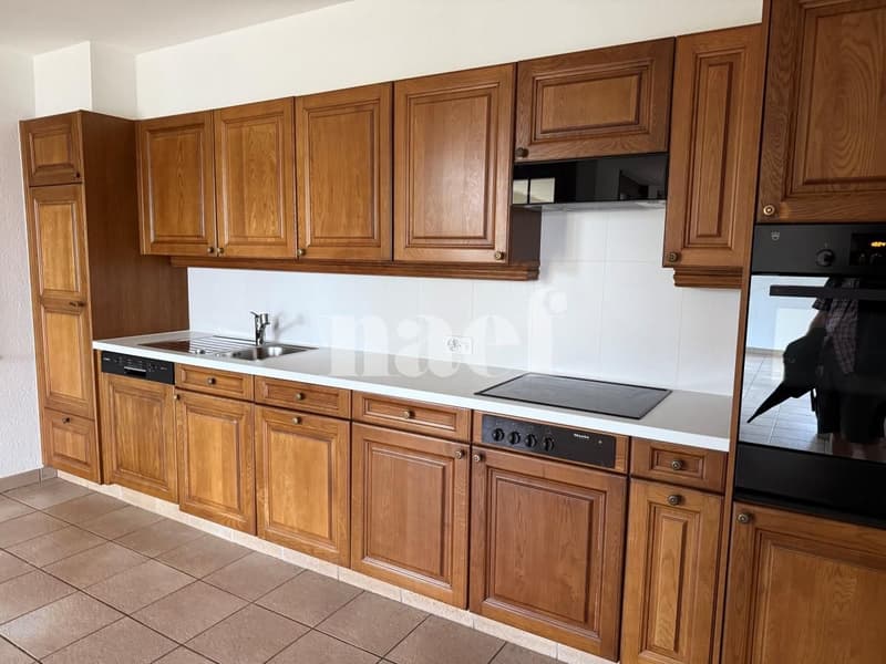 Appartement de 4 pièces au 1er étages avec balcons (3)