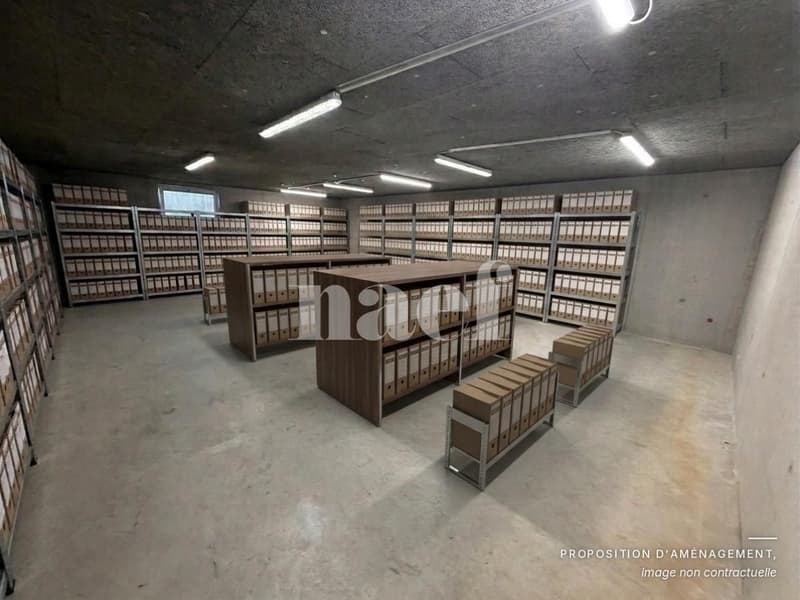 Surface commerciale d'env. 160m2 au 2ème étage (4)