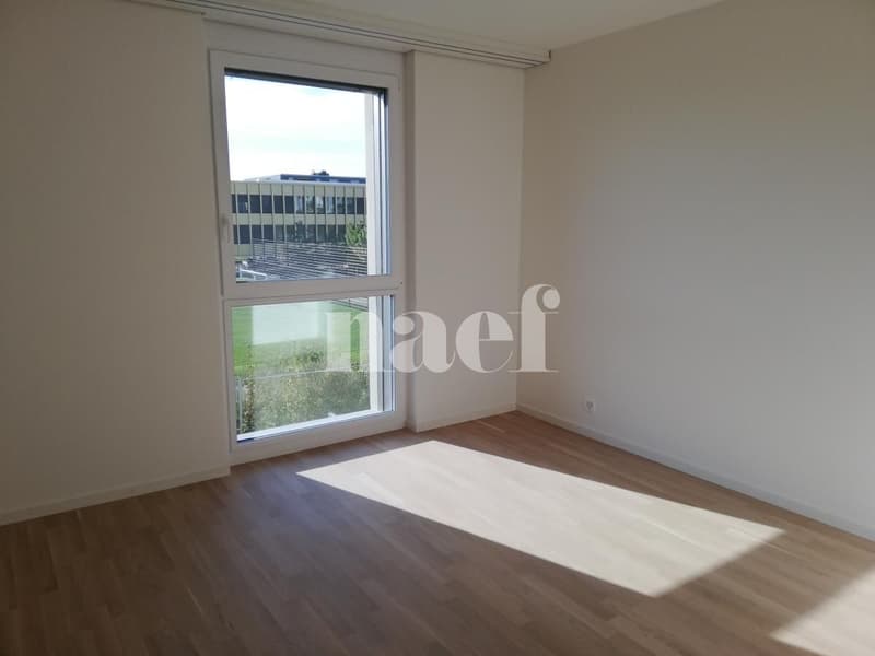 Bel appartement de 3.5 pièces au 1er étage avec balcon (2)