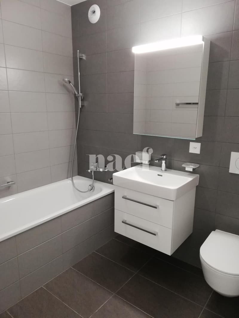 Bel appartement de 3.5 pièces au 1er étage avec balcon (3)