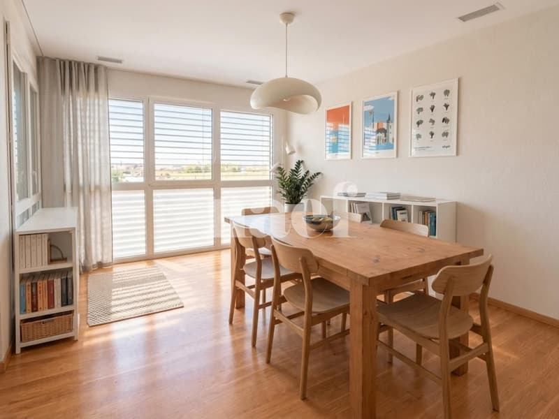 Bel Appartement de 3.5 pièces au 3ème étage d'env. 90m2 avec balcon (3)