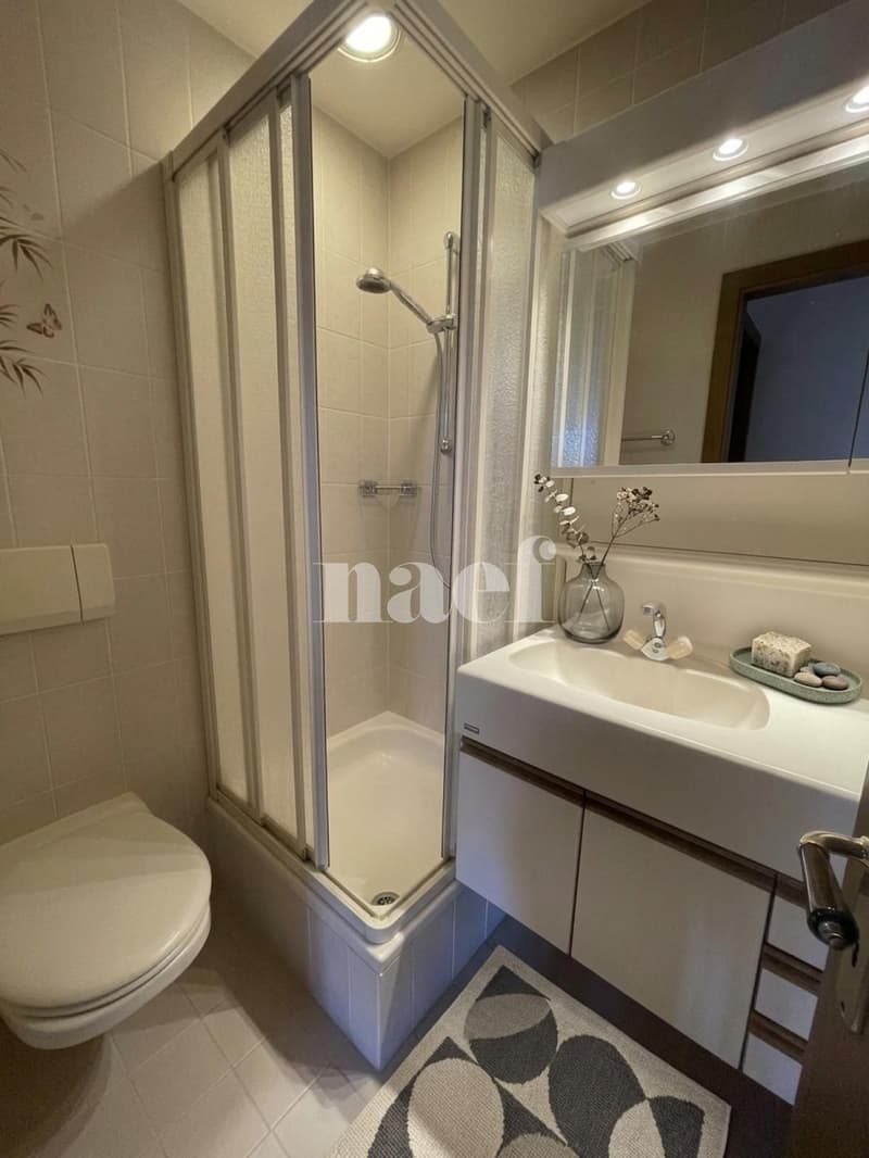 Centre de Founex - Charmant appartement de 6 pièces en duplex au 2ème étage avec cheminée et balcon (10)
