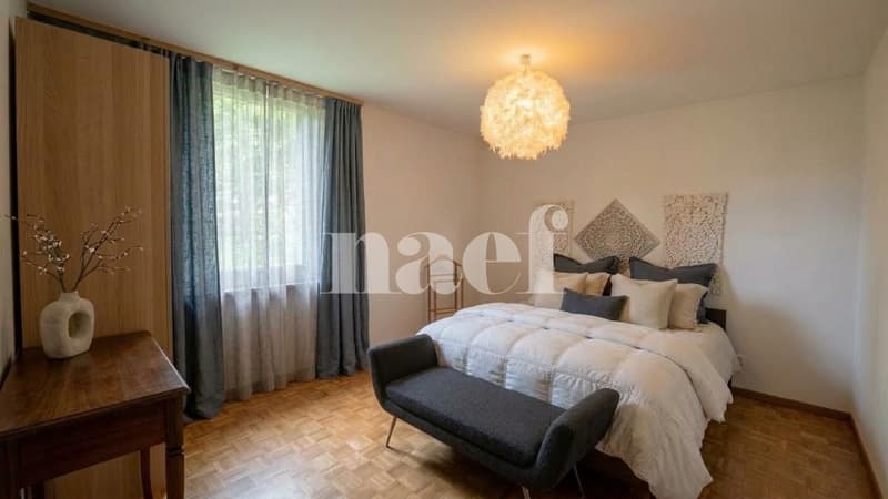 Appartement de 5.5 pièces au rez-de-chaussée avec cheminée et balcon (4)