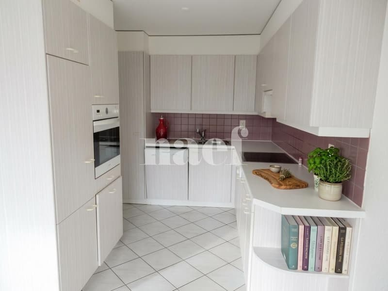 Appartement de 4.5 pièces au 1er étage avec balcon (2)