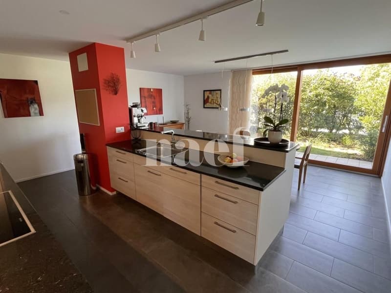 Bel appartement en triplex de 6.5 pièces avec terrasse et jardin (1)